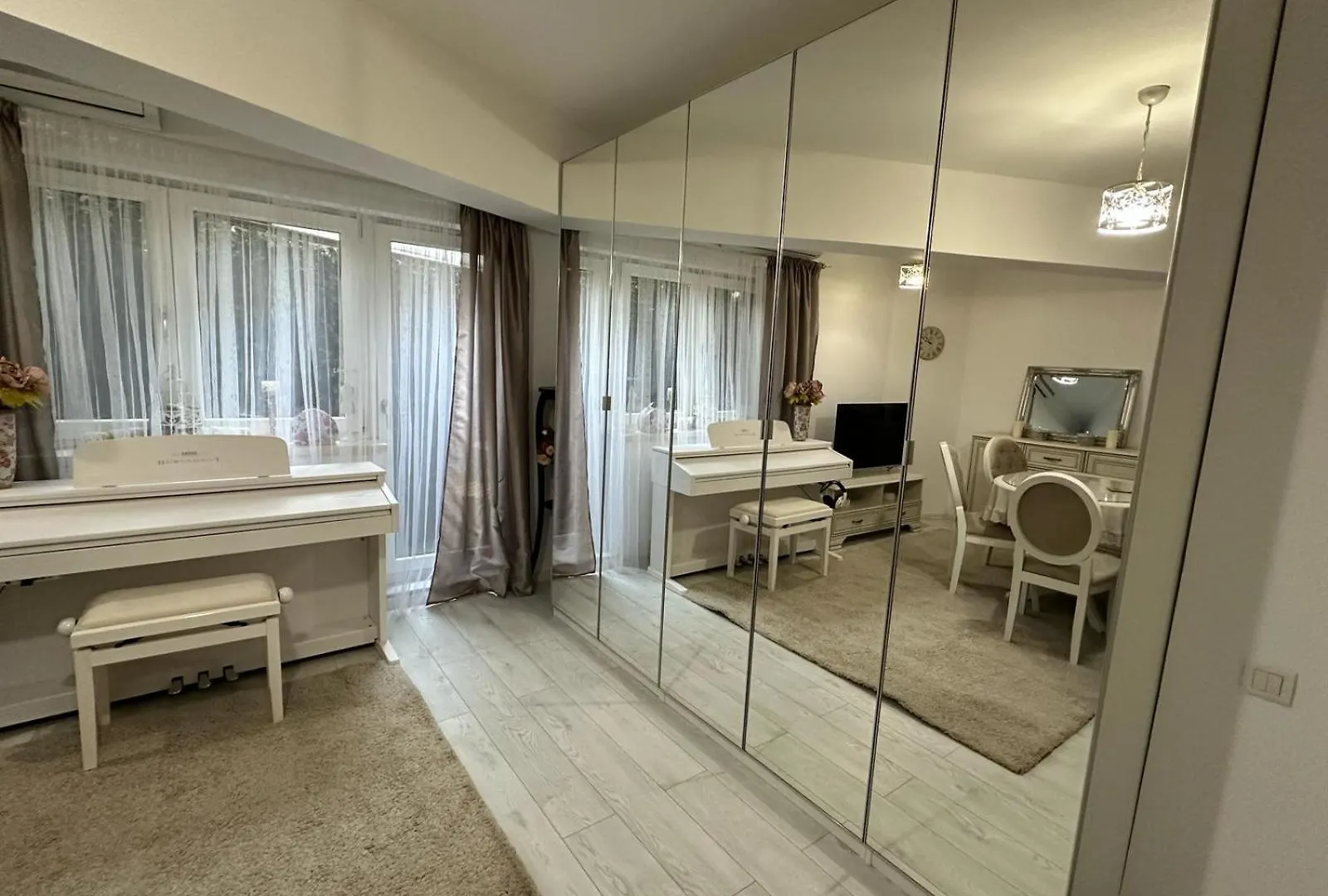 Nordului Luxury Retreat Apartment Bucharest Romania