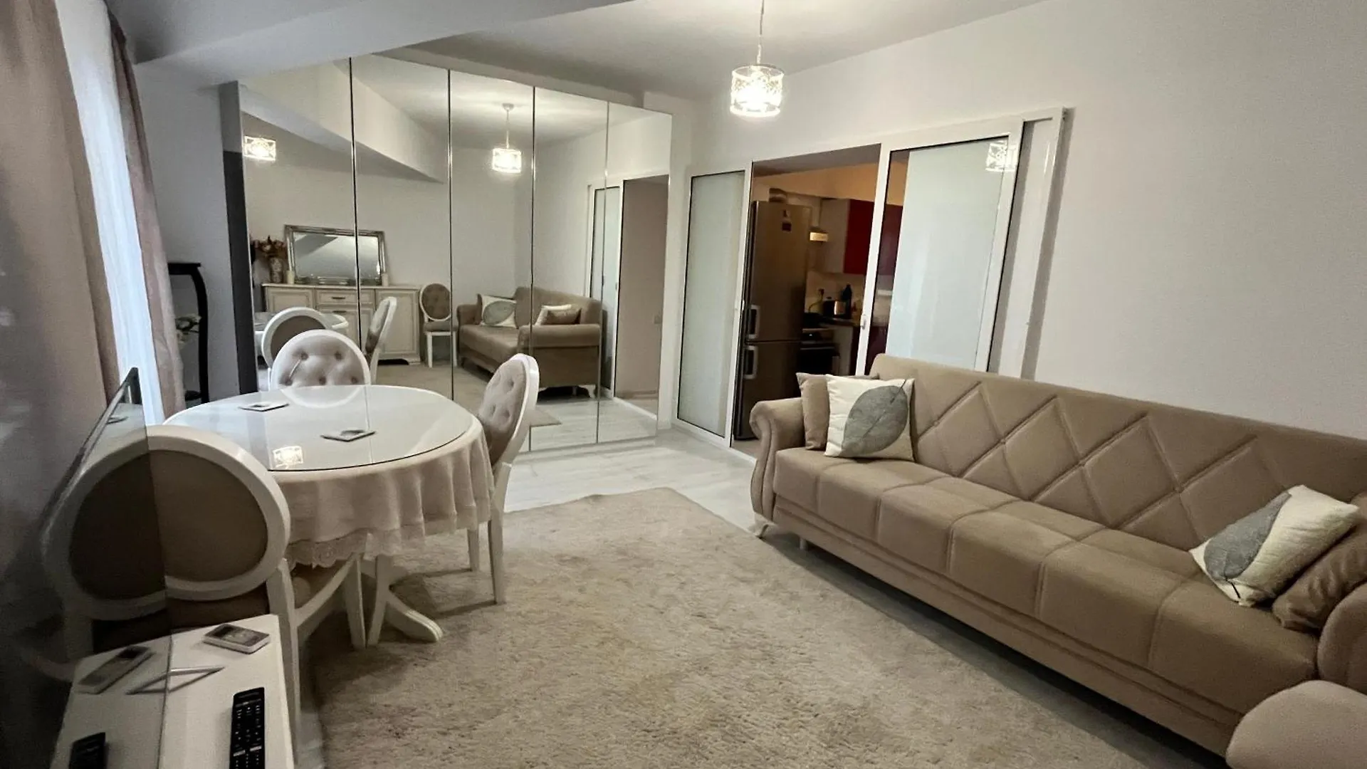Nordului Luxury Retreat Apartment Bucharest Romania